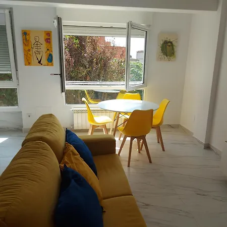Apartamento Jardin Deluz, Con Wifi Y Parking Privado Gratis Santander Exterior photo