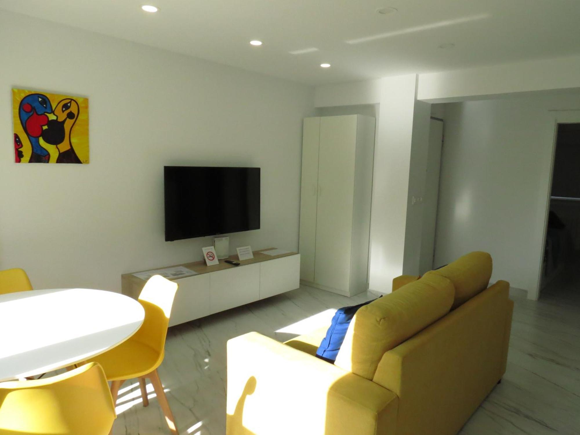 Appartement Jardin Deluz, Con Wifi Y Parking Privado Gratis